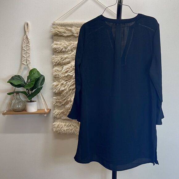 🅢🅐🅛🅔 Maurices Black Tunic Blouse Eyelet Detail Slit on sides V-Neckline - Picture 8 of 10